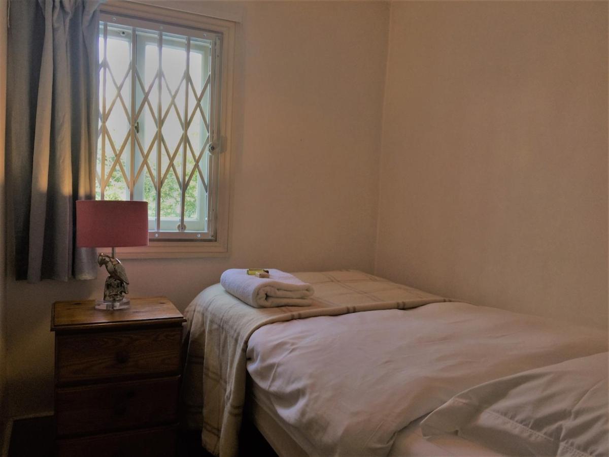Notting Hill Charm -Sleeps 5 - Urban Retreat Apartment London Exterior photo