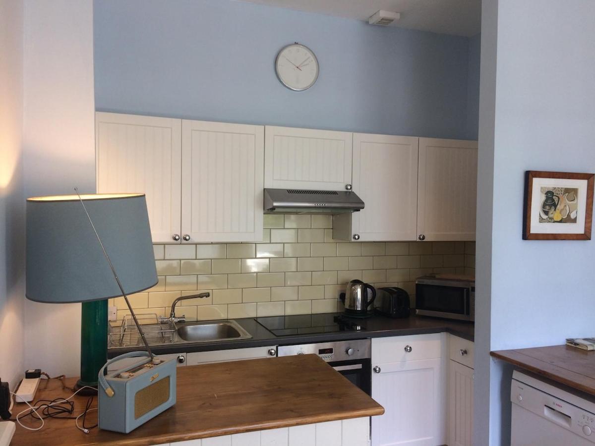 Notting Hill Charm -Sleeps 5 - Urban Retreat Apartment London Exterior photo